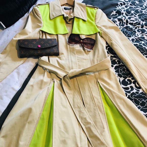 New Bebe trench coat size small - Picture 3 of 8